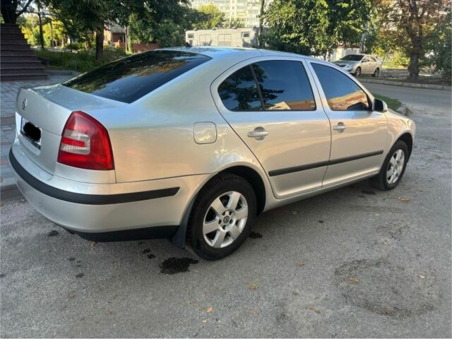 Серый Шкода Октавия, объемом двигателя 2 л и пробегом 316 тыс. км за 4300 $, фото 5 на Automoto.ua