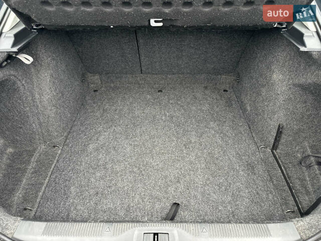 Серый Шкода Октавия, объемом двигателя 1.6 л и пробегом 201 тыс. км за 7300 $, фото 22 на Automoto.ua