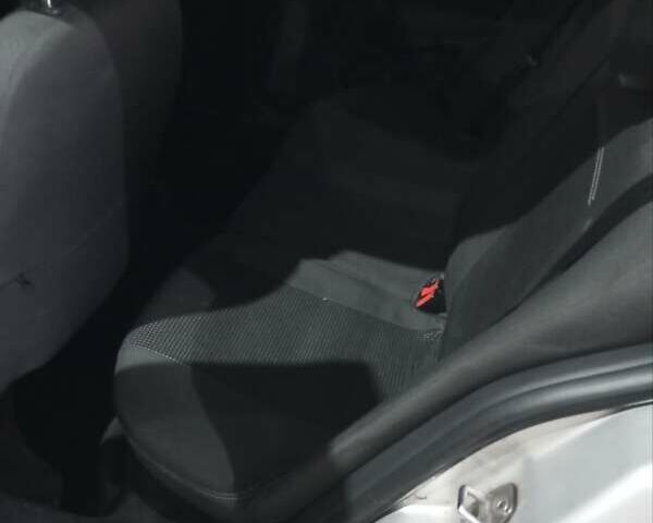 Серый Шкода Октавия, объемом двигателя 1.6 л и пробегом 215 тыс. км за 4900 $, фото 9 на Automoto.ua