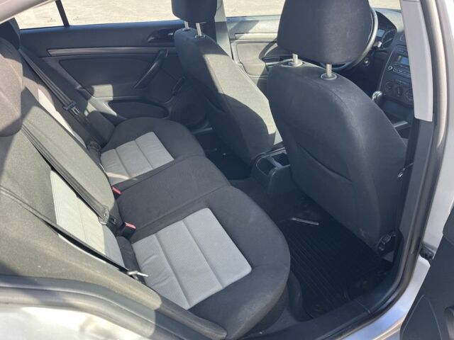 Серый Шкода Октавия, объемом двигателя 1.9 л и пробегом 258 тыс. км за 2892 $, фото 3 на Automoto.ua