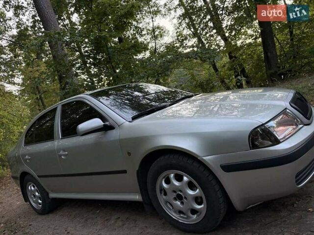 Сірий Шкода Октавія, об'ємом двигуна 1.6 л та пробігом 290 тис. км за 5900 $, фото 1 на Automoto.ua