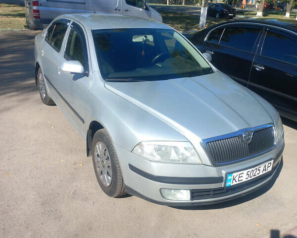 Сірий Шкода Октавія, об'ємом двигуна 1.6 л та пробігом 317 тис. км за 4300 $, фото 2 на Automoto.ua