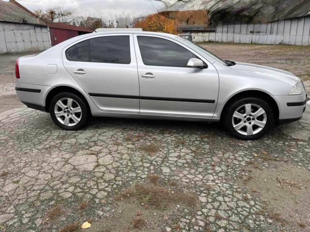 Серый Шкода Октавия, объемом двигателя 1.6 л и пробегом 330 тыс. км за 4950 $, фото 7 на Automoto.ua