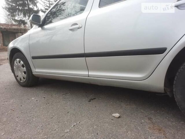 Серый Шкода Октавия, объемом двигателя 1.6 л и пробегом 300 тыс. км за 5800 $, фото 4 на Automoto.ua