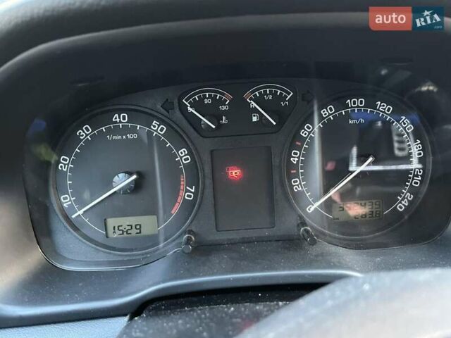 Сірий Шкода Октавія, об'ємом двигуна 1.6 л та пробігом 393 тис. км за 4400 $, фото 8 на Automoto.ua