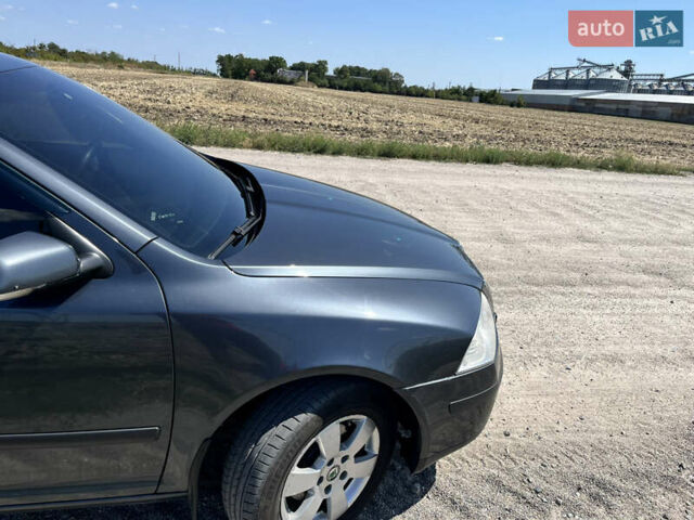 Серый Шкода Октавия, объемом двигателя 1.6 л и пробегом 232 тыс. км за 6500 $, фото 11 на Automoto.ua