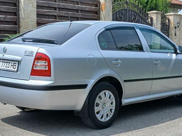 Серый Шкода Октавия, объемом двигателя 1.6 л и пробегом 226 тыс. км за 5200 $, фото 1 на Automoto.ua