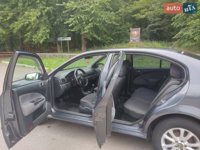 Серый Шкода Октавия, объемом двигателя 1.6 л и пробегом 290 тыс. км за 5400 $, фото 6 на Automoto.ua
