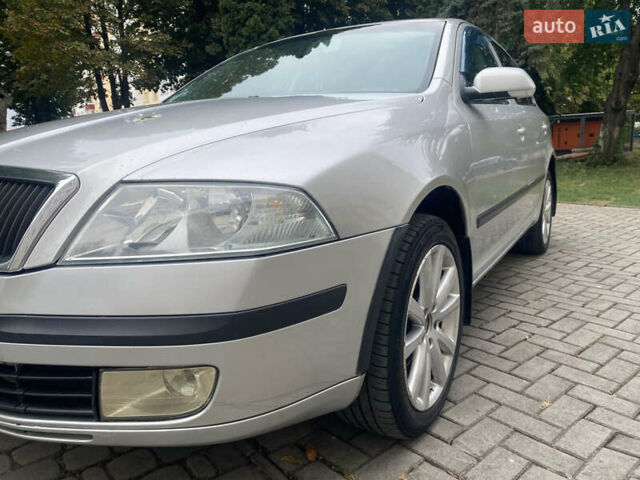 Серый Шкода Октавия, объемом двигателя 1.6 л и пробегом 350 тыс. км за 4000 $, фото 19 на Automoto.ua