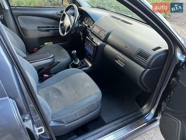 Сірий Шкода Октавія, об'ємом двигуна 1.6 л та пробігом 275 тис. км за 6500 $, фото 28 на Automoto.ua