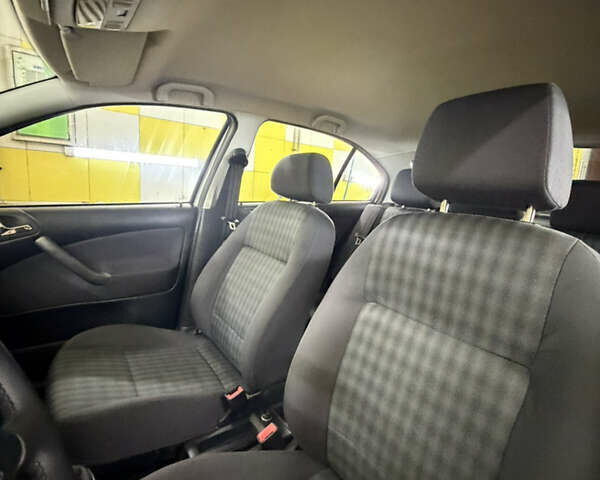 Серый Шкода Октавия, объемом двигателя 1.6 л и пробегом 284 тыс. км за 5700 $, фото 11 на Automoto.ua