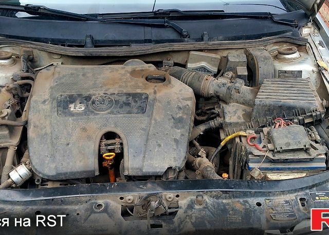 Серый Шкода Октавия, объемом двигателя 1.6 л и пробегом 291 тыс. км за 4500 $, фото 7 на Automoto.ua