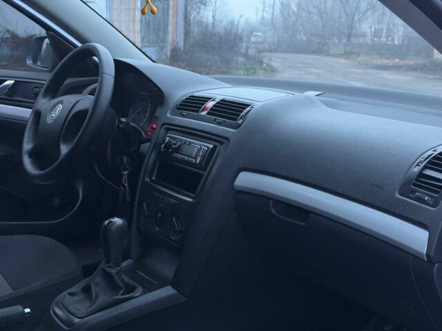 Серый Шкода Октавия, объемом двигателя 0 л и пробегом 180 тыс. км за 5850 $, фото 22 на Automoto.ua