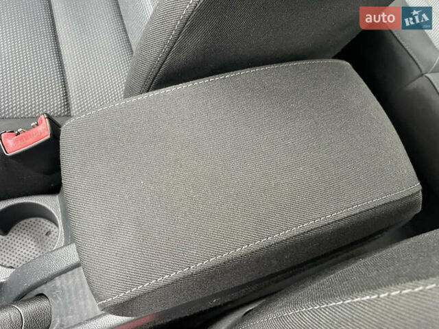 Сірий Шкода Октавія, об'ємом двигуна 1.6 л та пробігом 233 тис. км за 6359 $, фото 39 на Automoto.ua