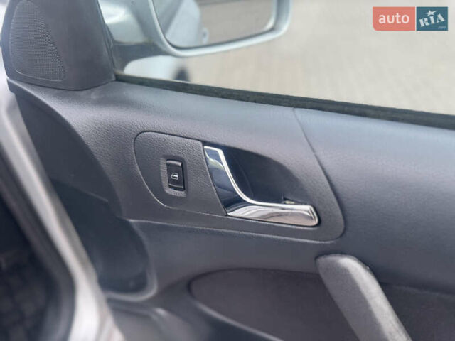 Серый Шкода Октавия, объемом двигателя 1.6 л и пробегом 235 тыс. км за 5299 $, фото 36 на Automoto.ua