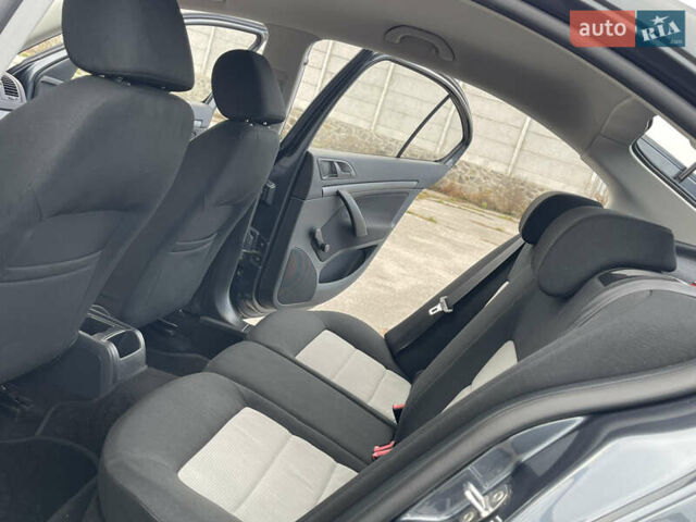 Шкода Октавия 2008 в Виннице на Automoto.ua Серый Шкода Октавия, объемом двигателя 1.6 л и пробегом 56 тыс. км за 9150 $, фото 61 на Automoto.ua