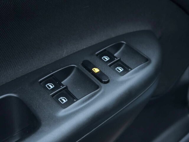 Серый Шкода Октавия, объемом двигателя 0 л и пробегом 180 тыс. км за 5850 $, фото 15 на Automoto.ua