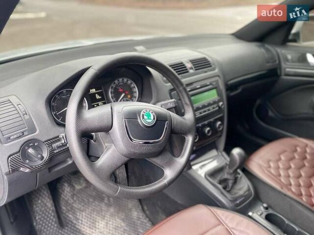 Сірий Шкода Октавія, об'ємом двигуна 1.6 л та пробігом 212 тис. км за 6950 $, фото 15 на Automoto.ua