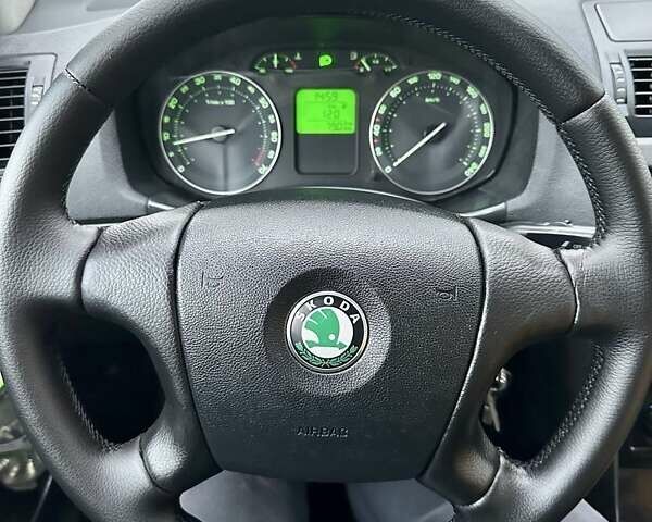 Сірий Шкода Октавія, об'ємом двигуна 2 л та пробігом 285 тис. км за 4999 $, фото 19 на Automoto.ua