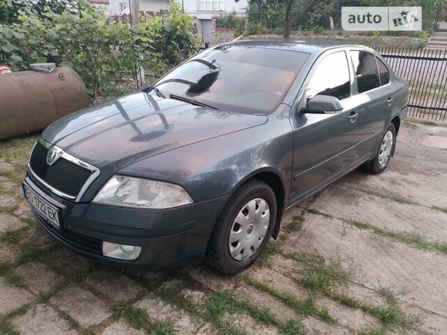 Серый Шкода Октавия, объемом двигателя 1.6 л и пробегом 179 тыс. км за 6000 $, фото 4 на Automoto.ua