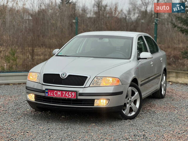 Серый Шкода Октавия, объемом двигателя 1.6 л и пробегом 190 тыс. км за 6390 $, фото 2 на Automoto.ua