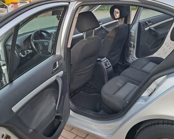 Серый Шкода Октавия, объемом двигателя 1.9 л и пробегом 320 тыс. км за 6200 $, фото 4 на Automoto.ua