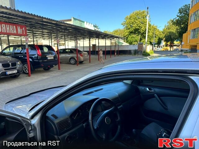 Шкода Октавия 2008 в Каменце-Подольском на Automoto.ua Серый Шкода Октавия, объемом двигателя 1.6 л и пробегом 175 тыс. км за 4700 $, фото 3 на Automoto.ua