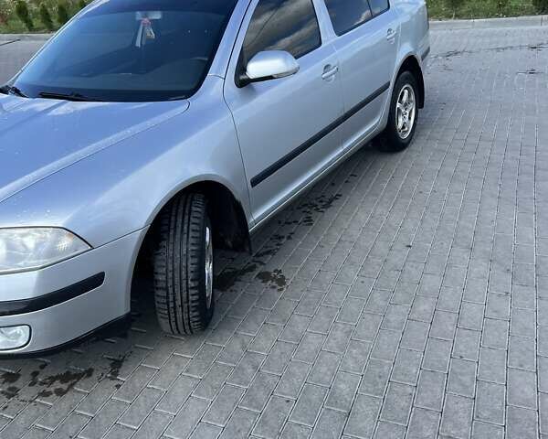 Серый Шкода Октавия, объемом двигателя 1.6 л и пробегом 350 тыс. км за 6000 $, фото 6 на Automoto.ua