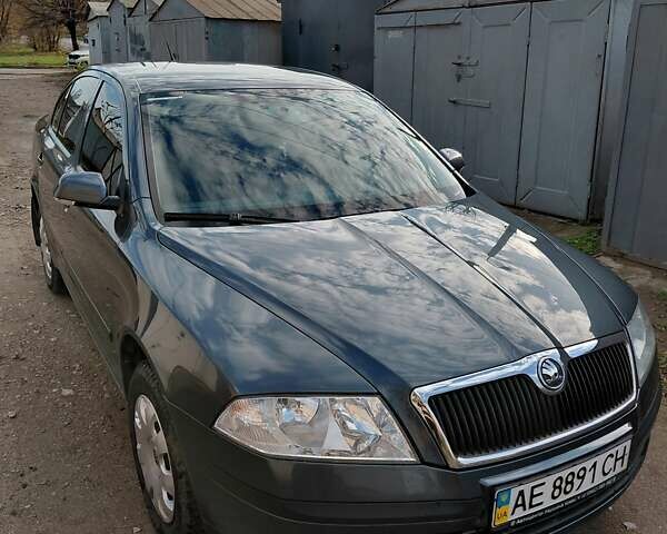 Сірий Шкода Октавія, об'ємом двигуна 1.6 л та пробігом 122 тис. км за 8300 $, фото 1 на Automoto.ua