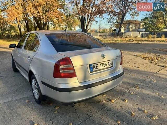 Серый Шкода Октавия, объемом двигателя 1.6 л и пробегом 325 тыс. км за 5500 $, фото 5 на Automoto.ua