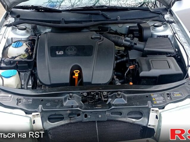 Серый Шкода Октавия, объемом двигателя 1.6 л и пробегом 186 тыс. км за 5500 $, фото 11 на Automoto.ua