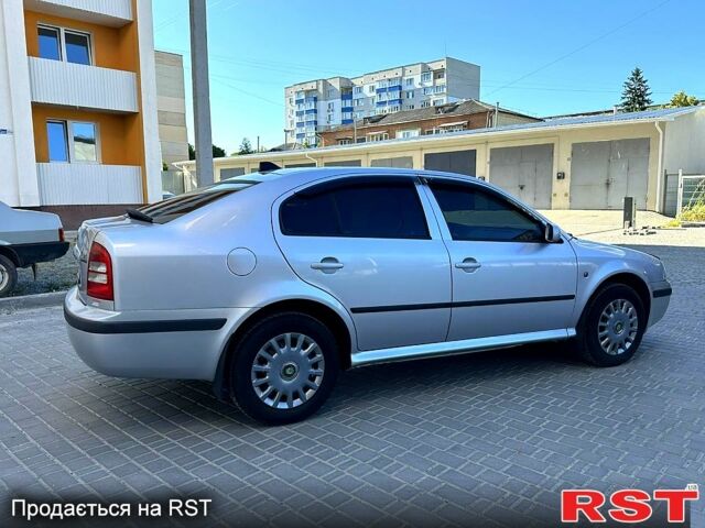 Шкода Октавия 2008 в Каменце-Подольском на Automoto.ua Серый Шкода Октавия, объемом двигателя 1.6 л и пробегом 175 тыс. км за 4700 $, фото 6 на Automoto.ua