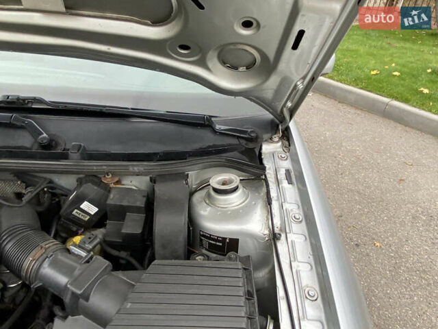 Серый Шкода Октавия, объемом двигателя 1.6 л и пробегом 275 тыс. км за 5500 $, фото 32 на Automoto.ua