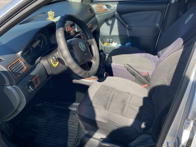 Серый Шкода Октавия, объемом двигателя 1.9 л и пробегом 380 тыс. км за 4800 $, фото 5 на Automoto.ua