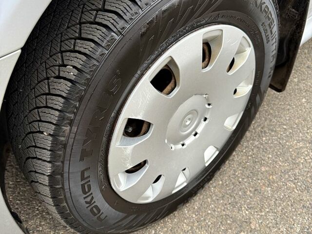 Шкода Октавія 2008 у Краматорске на Automoto.ua Сірий Шкода Октавія, об'ємом двигуна 1.6 л та пробігом 203 тис. км за 5450 $, фото 11 на Automoto.ua