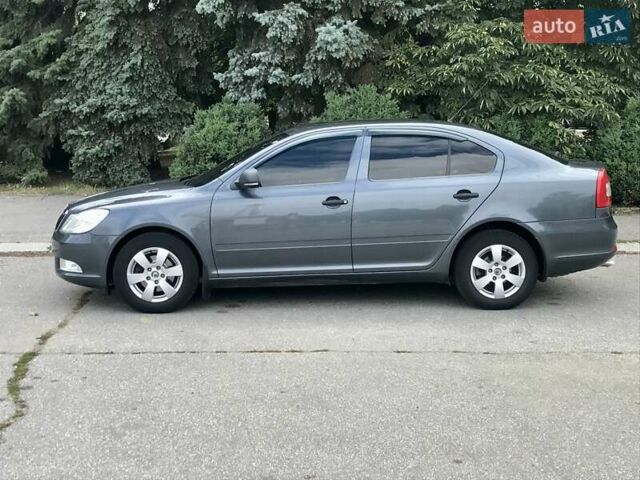 Сірий Шкода Октавія, об'ємом двигуна 0 л та пробігом 197 тис. км за 6400 $, фото 5 на Automoto.ua