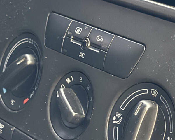 Шкода Октавія 2008 у Івано-Франківську на Automoto.ua Сірий Шкода Октавія, об'ємом двигуна 1.39 л та пробігом 300 тис. км за 4750 $, фото 9 на Automoto.ua