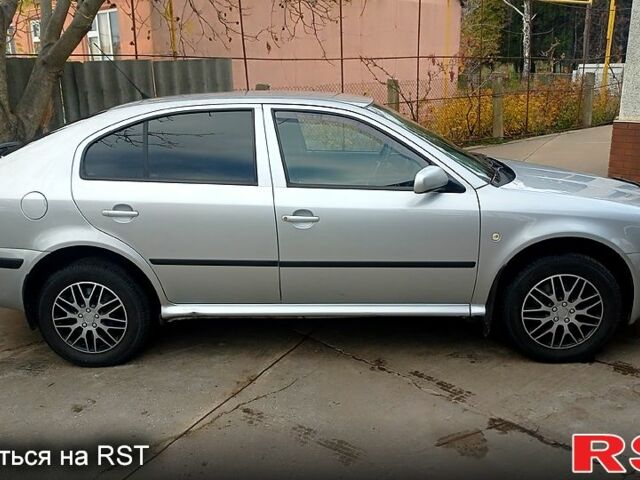 Серый Шкода Октавия, объемом двигателя 1.6 л и пробегом 186 тыс. км за 5500 $, фото 4 на Automoto.ua