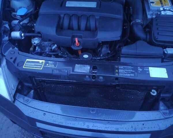 Серый Шкода Октавия, объемом двигателя 1.6 л и пробегом 290 тыс. км за 4400 $, фото 5 на Automoto.ua