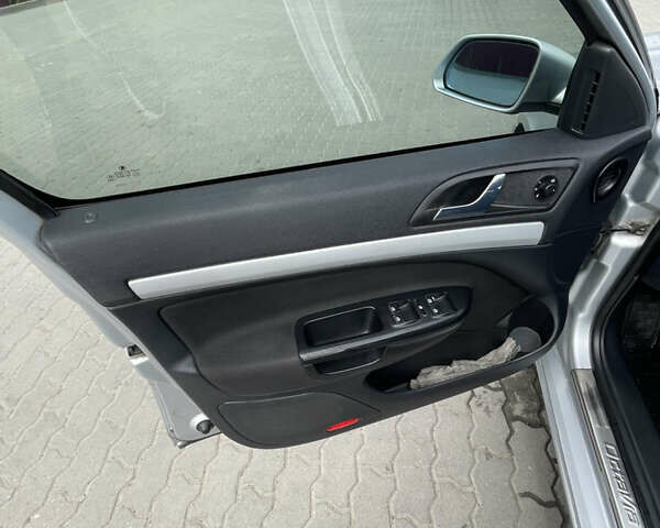 Сірий Шкода Октавія, об'ємом двигуна 1.6 л та пробігом 283 тис. км за 4600 $, фото 15 на Automoto.ua