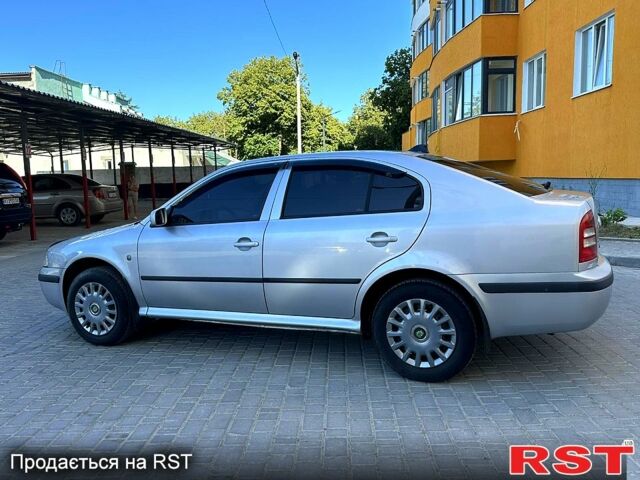 Шкода Октавия 2008 в Каменце-Подольском на Automoto.ua Серый Шкода Октавия, объемом двигателя 1.6 л и пробегом 175 тыс. км за 4700 $, фото 7 на Automoto.ua