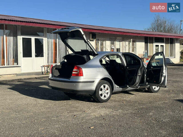 Серый Шкода Октавия, объемом двигателя 1.9 л и пробегом 238 тыс. км за 5800 $, фото 5 на Automoto.ua
