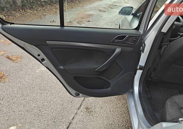 Серый Шкода Октавия, объемом двигателя 1.98 л и пробегом 224 тыс. км за 4899 $, фото 14 на Automoto.ua