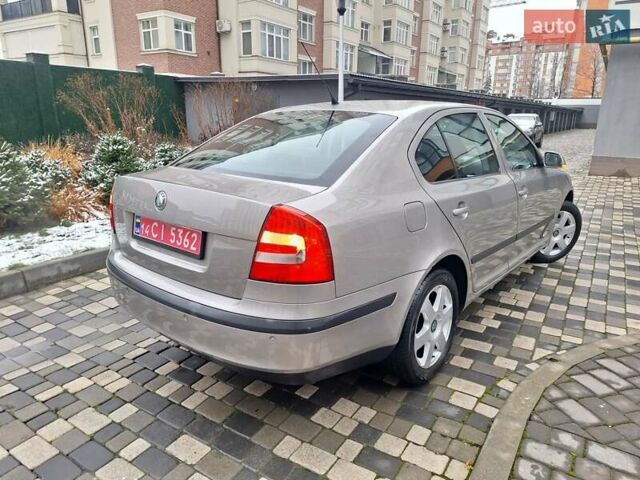 Серый Шкода Октавия, объемом двигателя 1.6 л и пробегом 187 тыс. км за 6450 $, фото 15 на Automoto.ua
