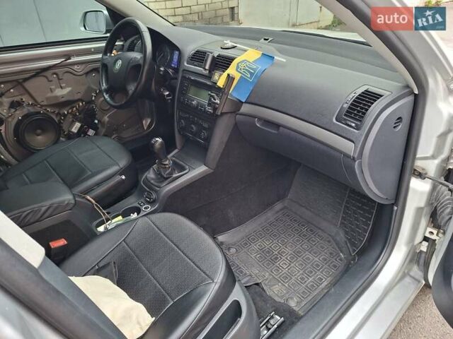 Серый Шкода Октавия, объемом двигателя 1.8 л и пробегом 291 тыс. км за 4600 $, фото 8 на Automoto.ua