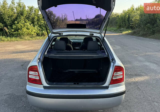 Сірий Шкода Октавія, об'ємом двигуна 1.6 л та пробігом 360 тис. км за 4499 $, фото 21 на Automoto.ua