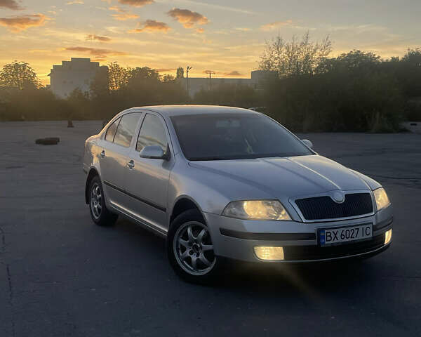 Серый Шкода Октавия, объемом двигателя 1.6 л и пробегом 276 тыс. км за 5000 $, фото 1 на Automoto.ua