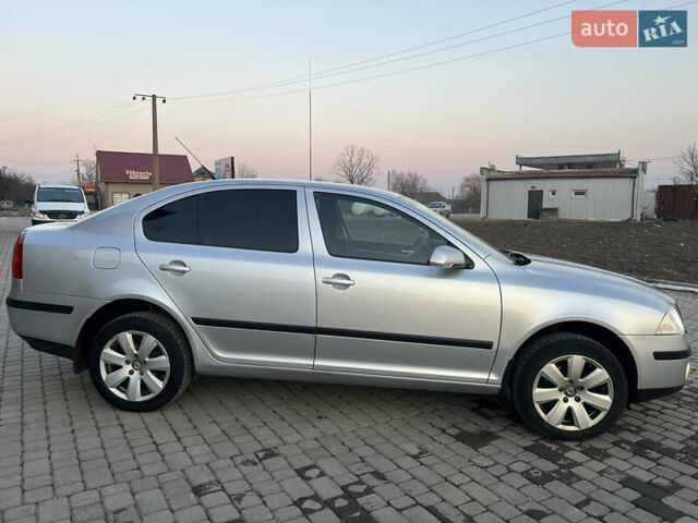 Серый Шкода Октавия, объемом двигателя 1.6 л и пробегом 182 тыс. км за 5499 $, фото 11 на Automoto.ua