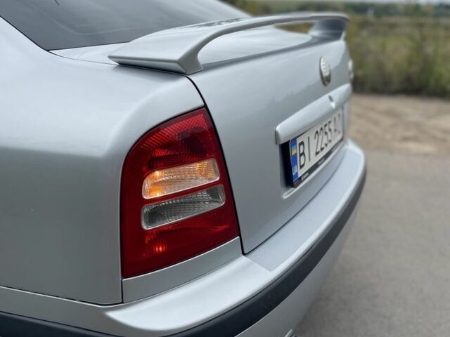Серый Шкода Октавия, объемом двигателя 1.6 л и пробегом 232 тыс. км за 5999 $, фото 3 на Automoto.ua