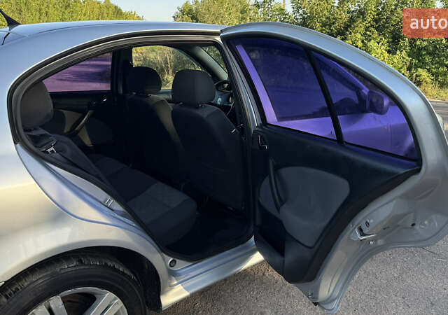 Сірий Шкода Октавія, об'ємом двигуна 1.6 л та пробігом 360 тис. км за 4499 $, фото 19 на Automoto.ua